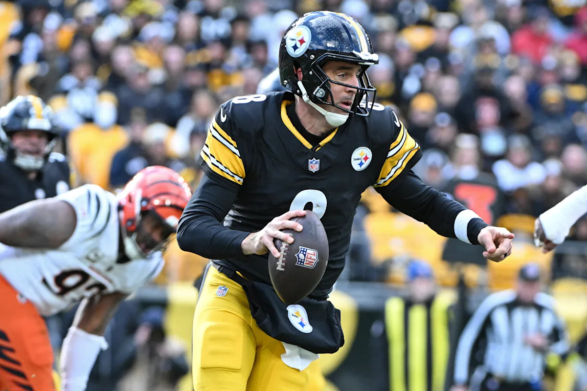 Rodgers' Steelers Season Crumbles: Devastating Hand Injury Threatens Playoff Hopes!