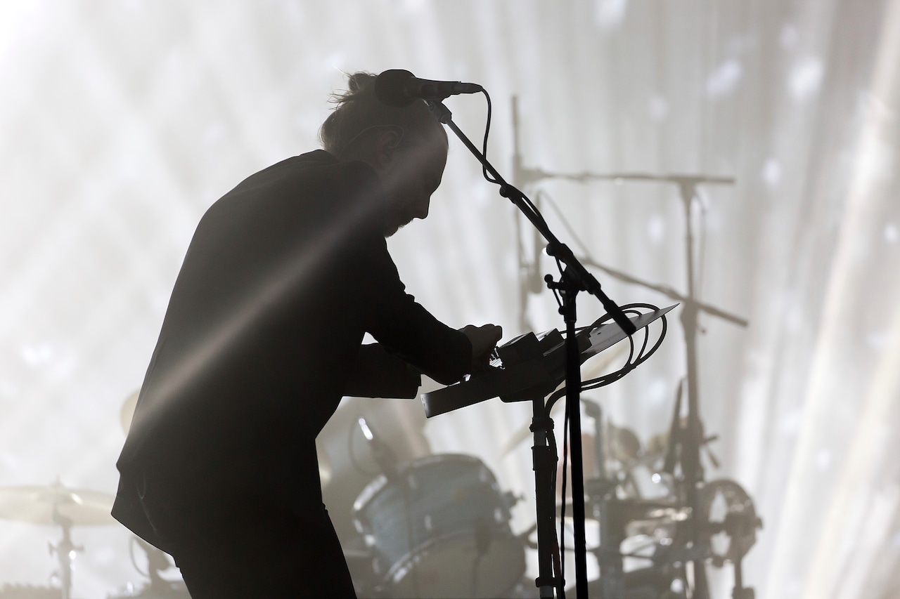 Metallica's Stadium Myth Crumbles Under Radiohead