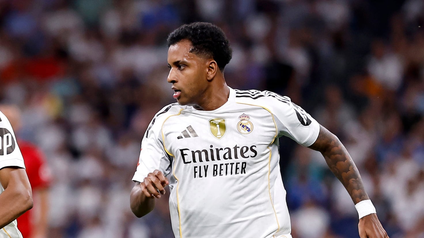 Ancelotti's MAD Plan: Benched Stars & 'Trent'?! Elche SHOCKER!