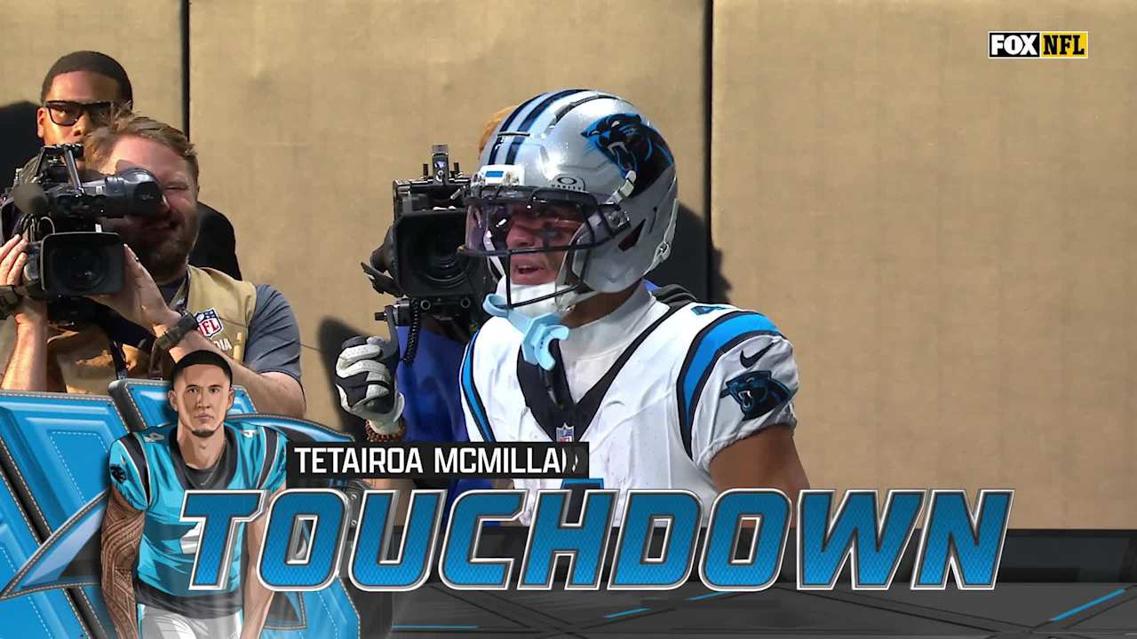 Darnold's Disastrous Triple Interception Haunts NFL Sunday as Elite QBs Stumble!