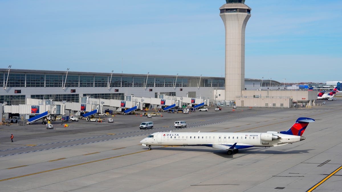 Delta's Detroit Shutdown Exposes Aviation's Digital Collapse