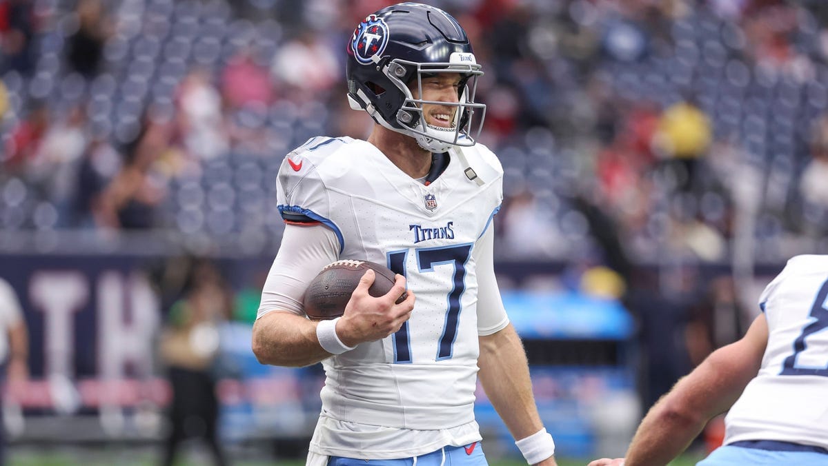 Colts QB Disaster: Jones Out, Leonard Injured, Season Over