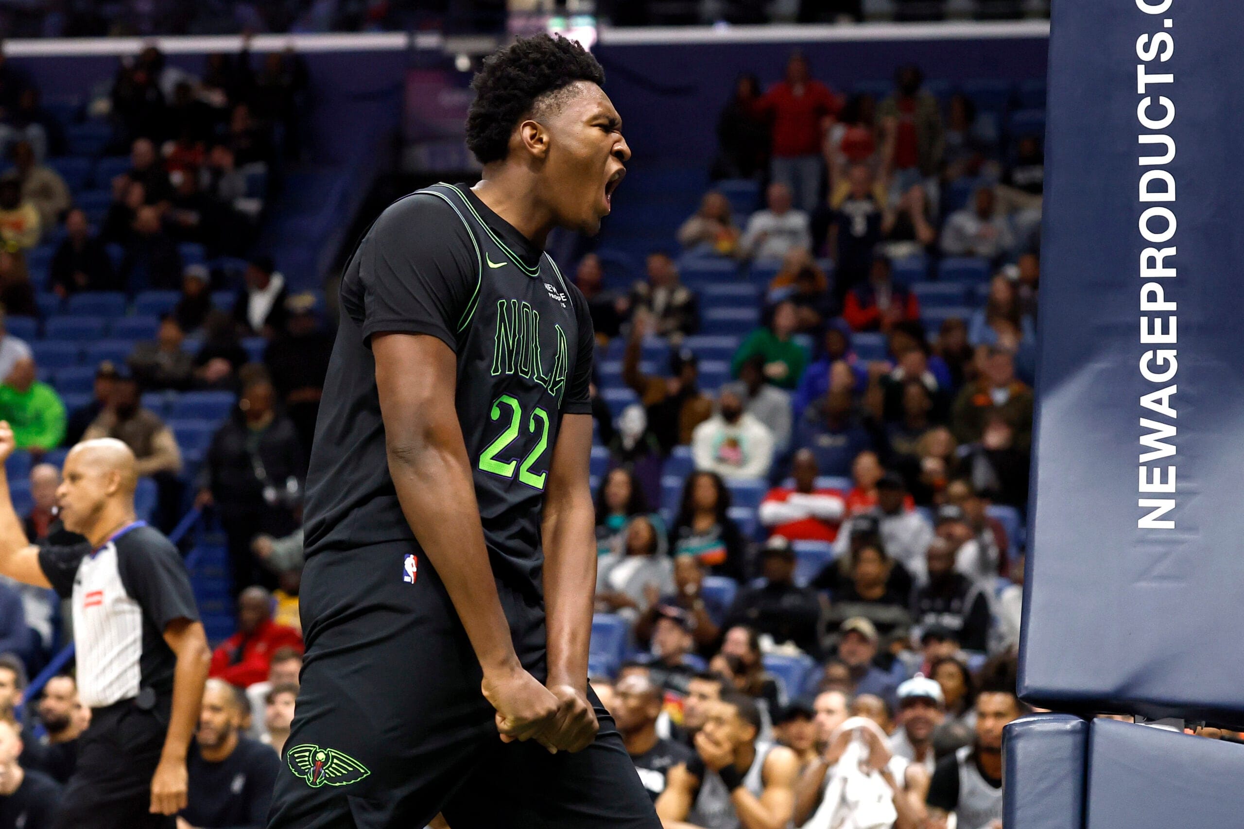 Derik Queen's Hype Masks Pelicans' Deeper Failure