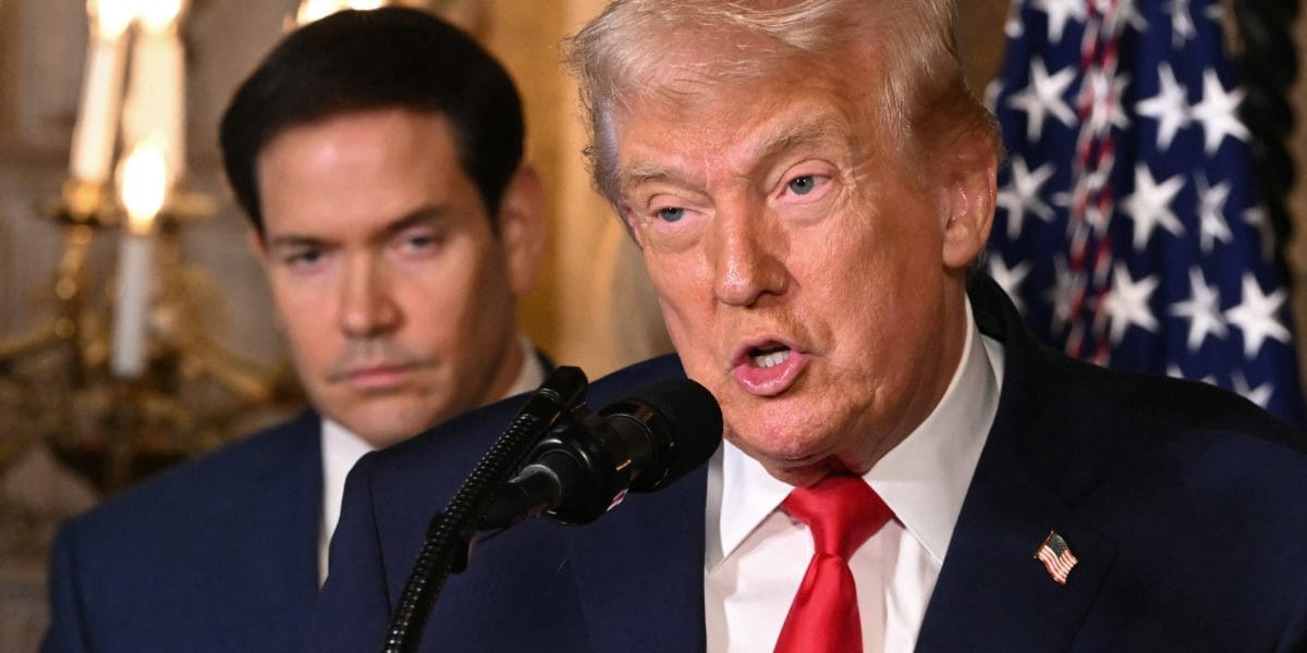 Trump Holiday Grabs Federal Workers, Chaos for Public