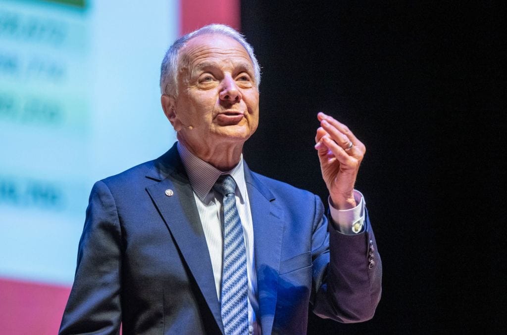 Stagnation Confirmed: Chapman Economist Predicts Slow Growth