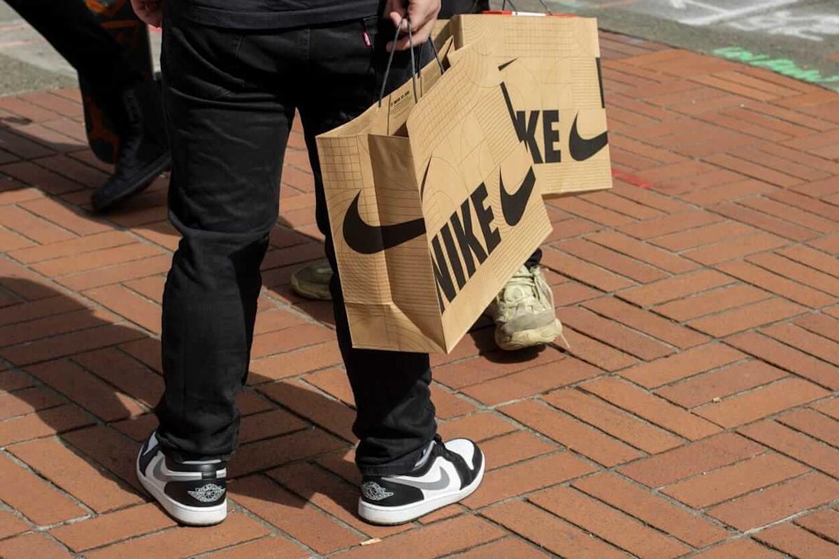 Nike's Stock Plunge Signals Elite Failure, Not Market Dip
