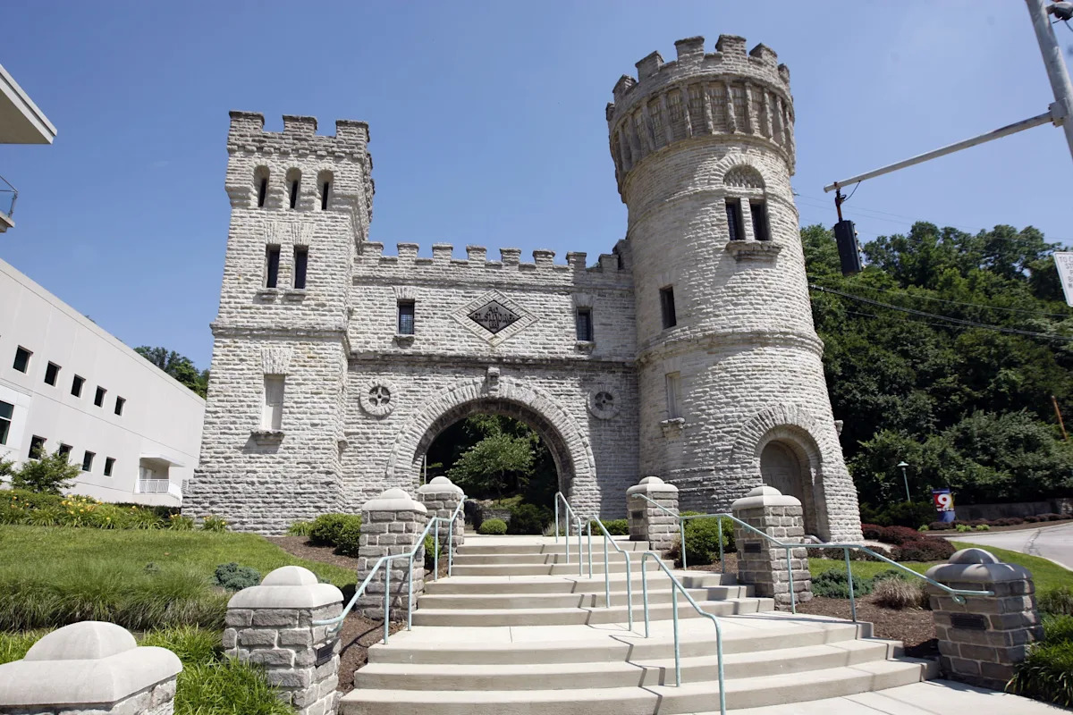 Local News is a Lie; This Anchor's Exit Proves It