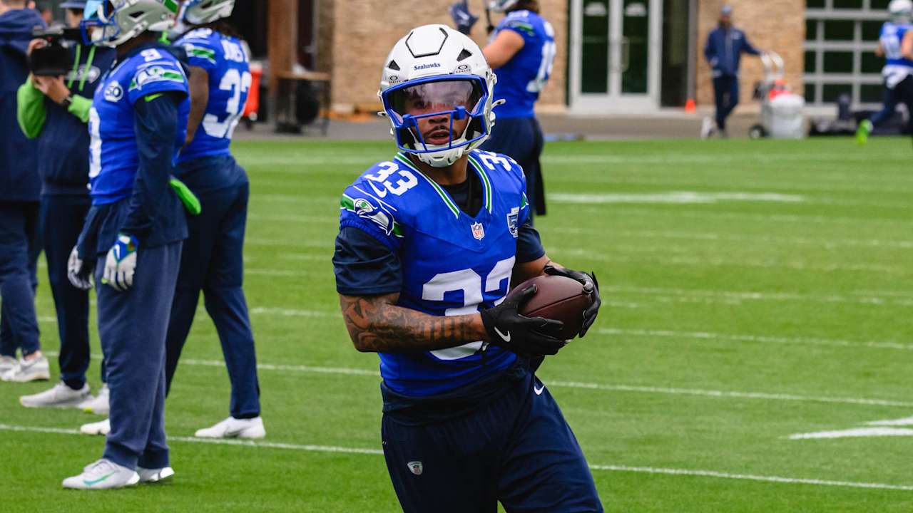 Seahawks Roster in Total Chaos With Desperate Moves