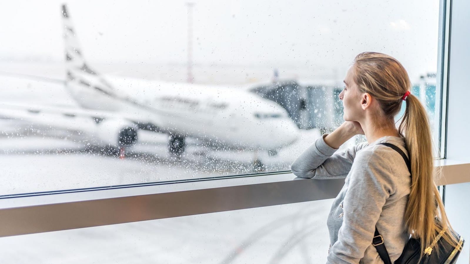 Winter Storm Threatens Widespread Air Travel Disruptions