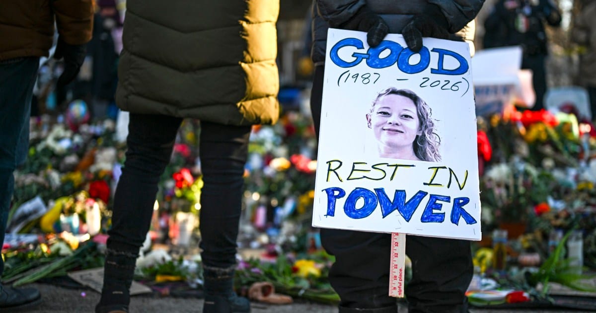 FBI Agent Resigns Over Fatal ICE Shooting Probe