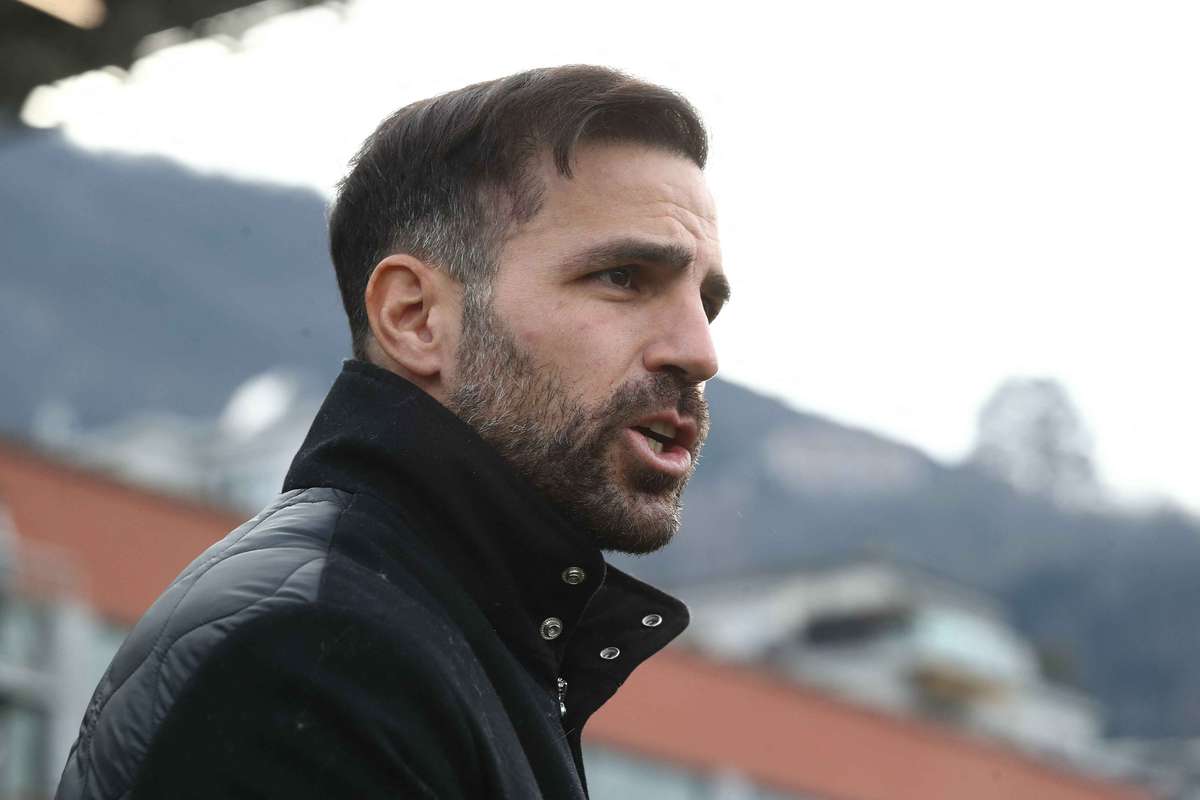 Milan Faces Como in Pivotal Serie A Leadership Bid