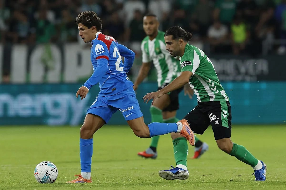 Giuliano Simeone Extends Atlético Deal, Forging Own Path