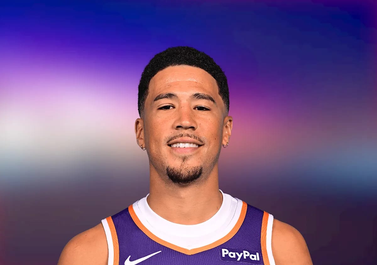 Hawks Rally Past Suns After Booker Injury