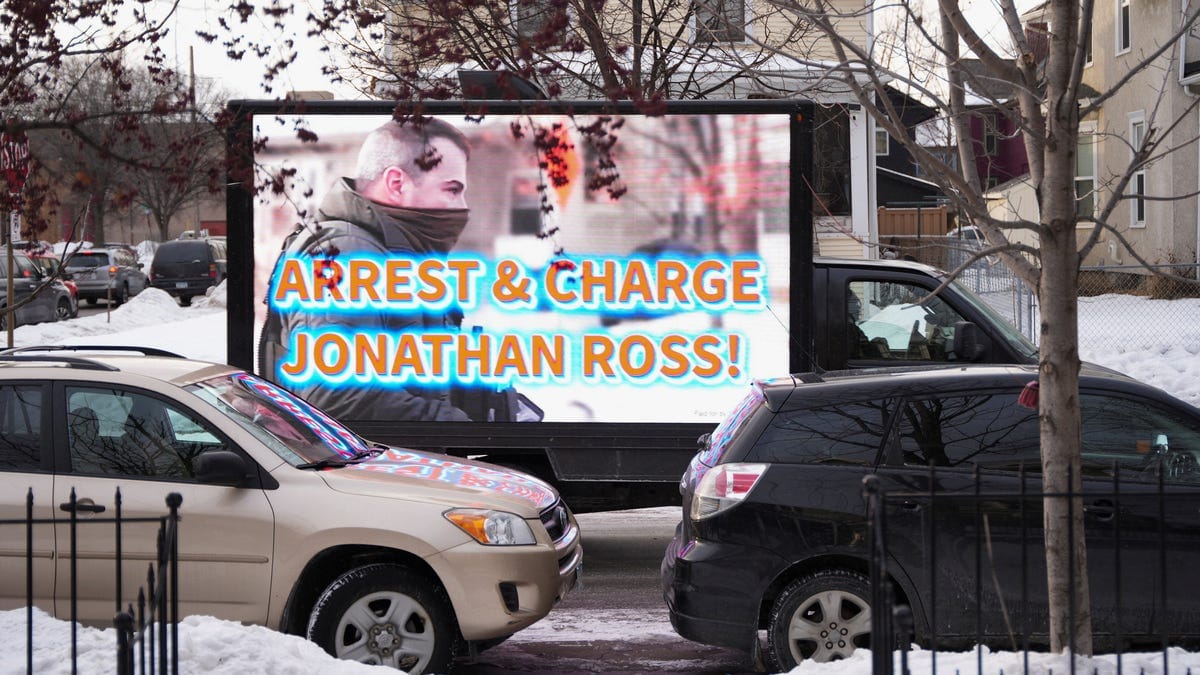 ICE Agent Shooting of Renee Good Sparks Controversy and Donations