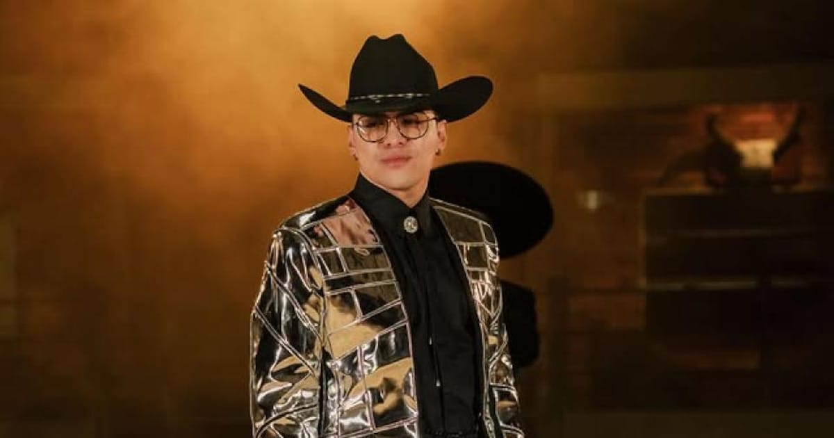 Singer Yeison Jimenez Reportedly Among Six Dead in Colombian Plane Crash