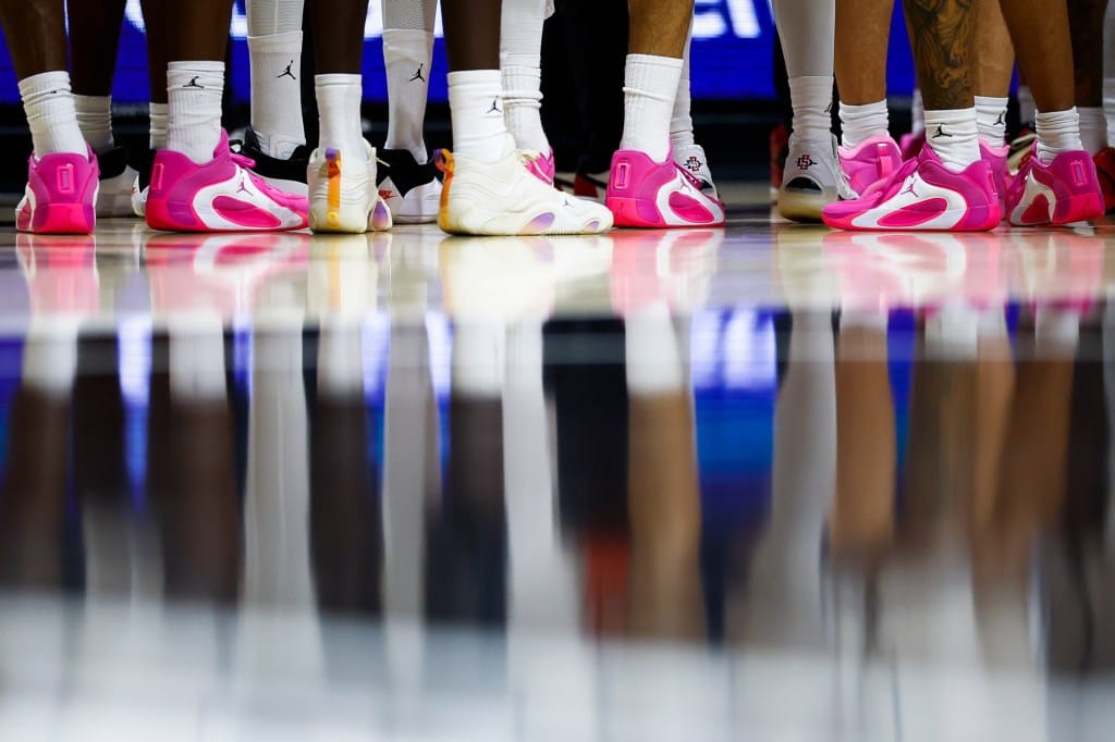 SDSU Basketball Faces Grand Canyon Amidst Mountain West Lead