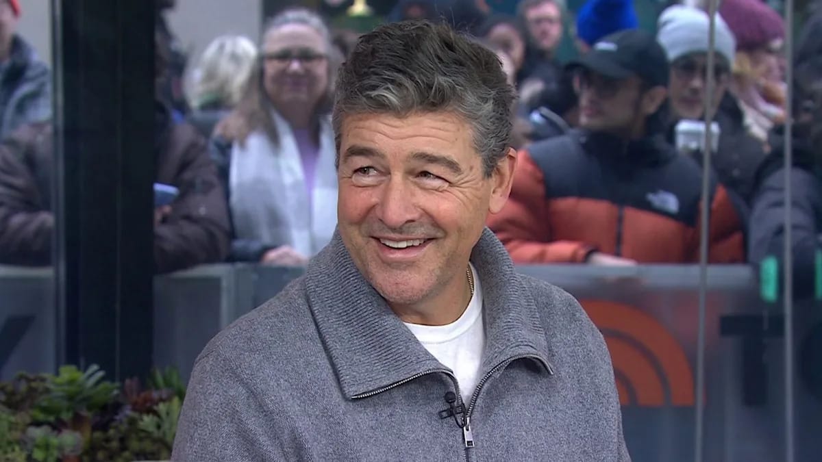 Kyle Chandler Stars in New Netflix Thriller 'The Rip'