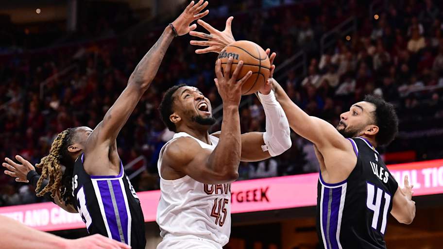 Cavs Host Kings Amidst Eastern Conference Playoff Push