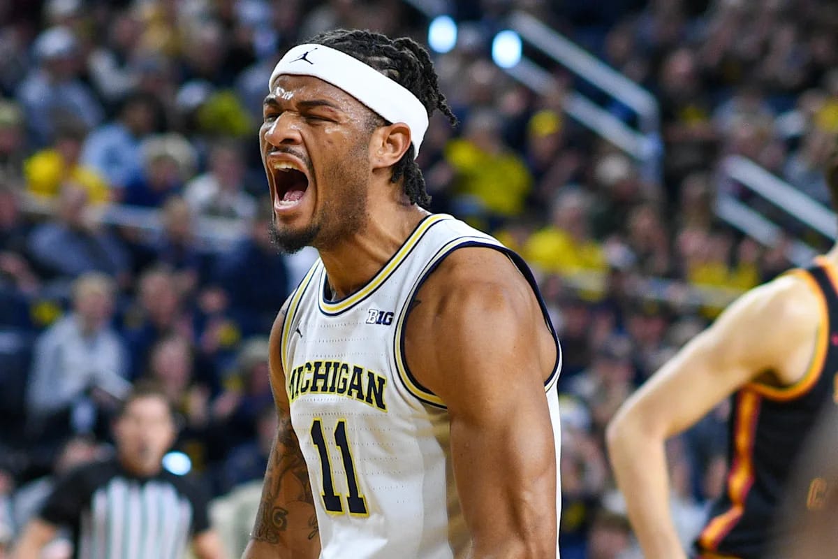 Arizona Holds Poll Lead Amid Michigan Blowout Win