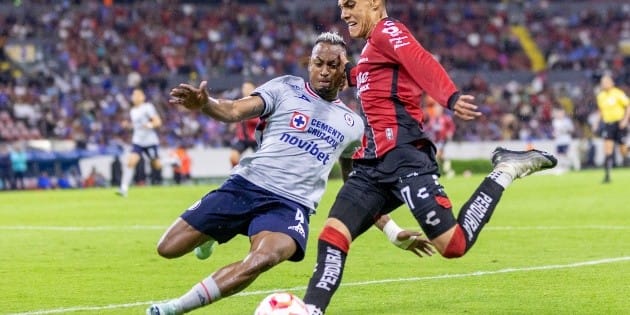 Cruz Azul Seeks First Win Against Atlas in New Home