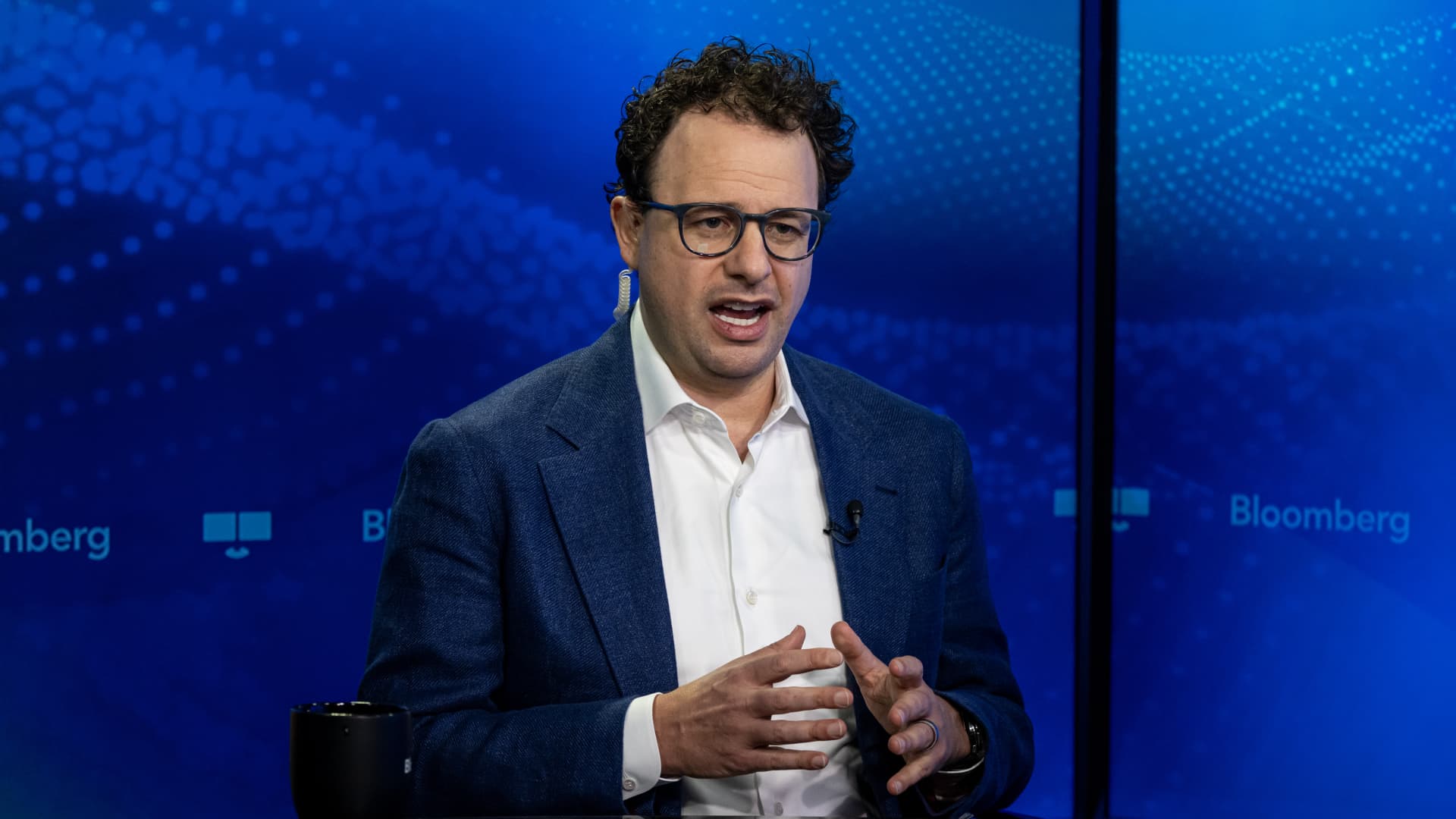 Anthropic Formalizes Ad-Free Strategy for Claude Amid Shifting Industry Standards