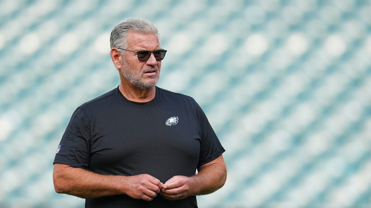 Organizational Scrutiny Intensifies Following Departure of Eagles Offensive Line Coach Amid Reports of Internal Friction