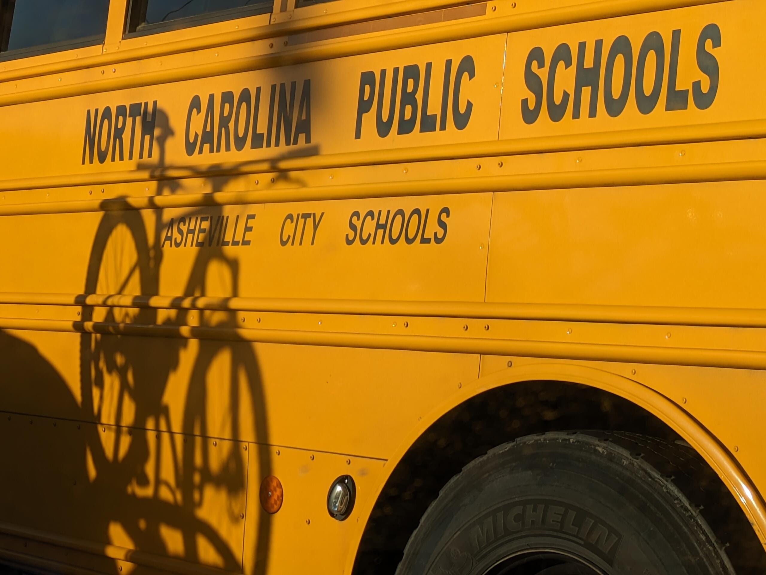 School Disruptions in North Carolina Highlight Complexities of Public Service Delivery Amidst Winter Weather