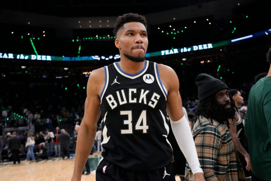 Shifting NBA Trade Dynamics: Mid-Week Activity Precedes Deadline Amid Prospect Acquisition Competition